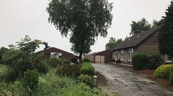 sloopwerk - sloop van varkensstallen in Overloon