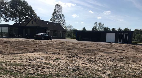 egaliseren tuin overloon grondverzet