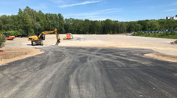 grondwerk t.b.v. uitbreiding in Overloon door Van Hiele Infra BV Grond- Sloop- & Straatwerken